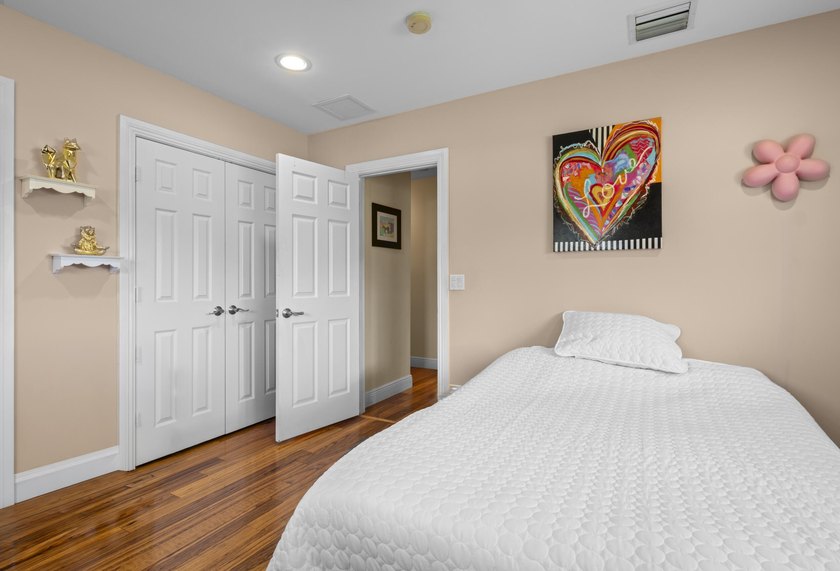 Spacious 4-Bedroom, 4 Full Bath Home Offering 2,781 sq/ft Of - photo 22