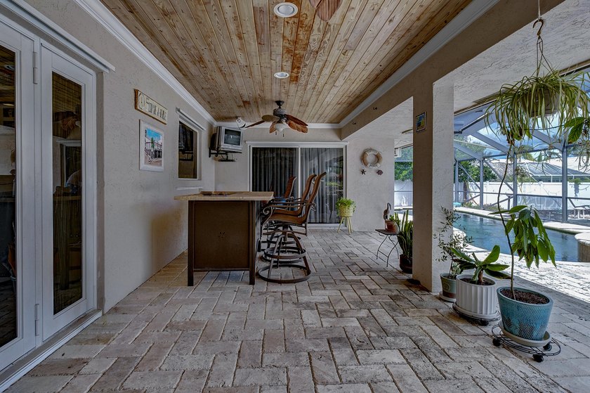 Spacious 4-Bedroom, 4 Full Bath Home Offering 2,781 sq/ft Of - photo 28
