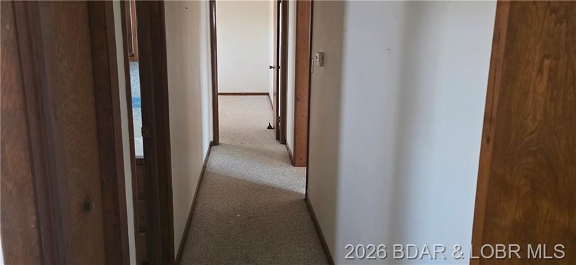Great Location in the heart of Laurie with this 2 bedroom 2 bath - photo 14