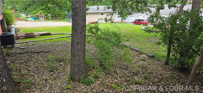 Great Location in the heart of Laurie with this 2 bedroom 2 bath - photo 49