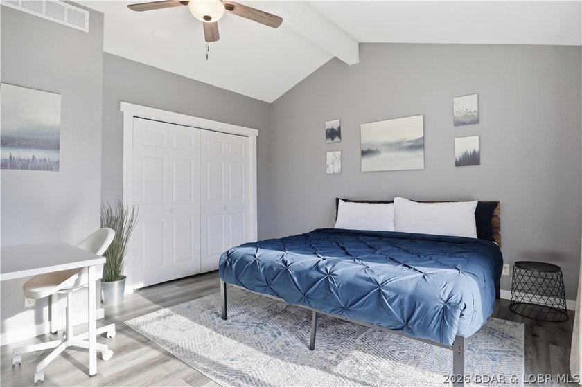 Welcome to your ideal Lake of the Ozarks retreat located in the - photo 14