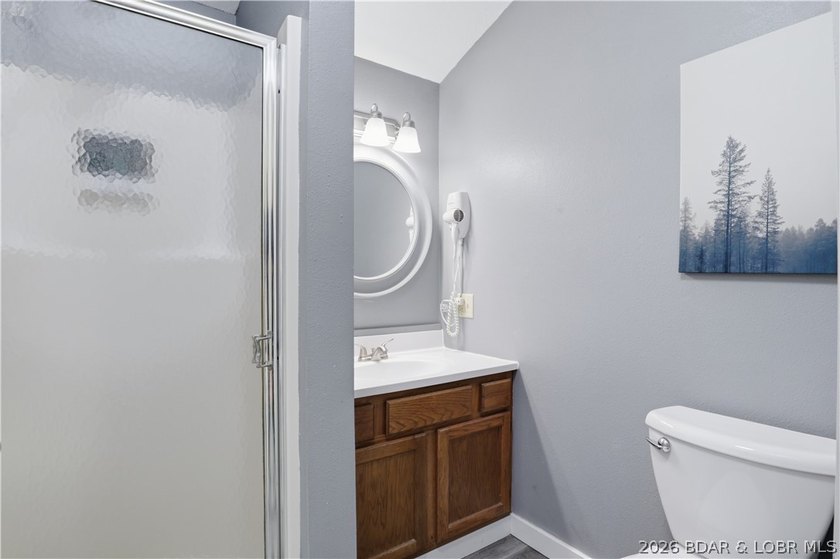 Welcome to your ideal Lake of the Ozarks retreat located in the - photo 21