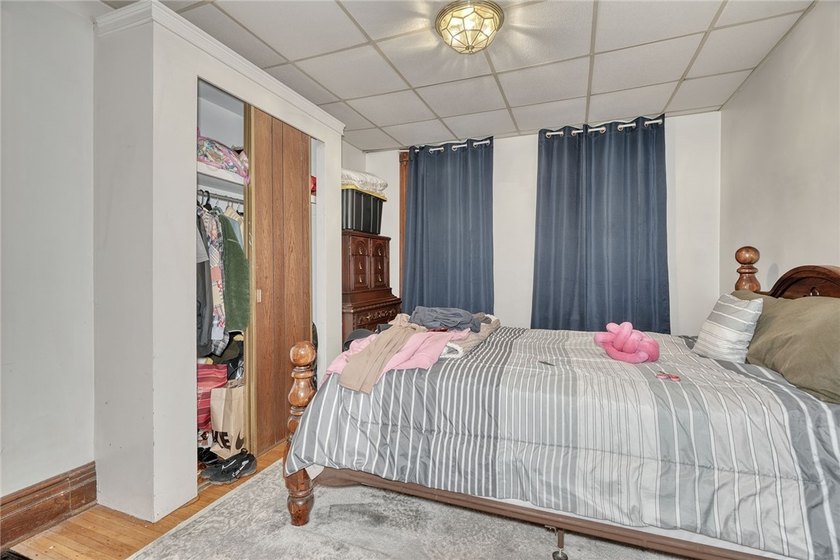 Welcome to 485 Meigs Street (14607)! This classic two-family - photo 21