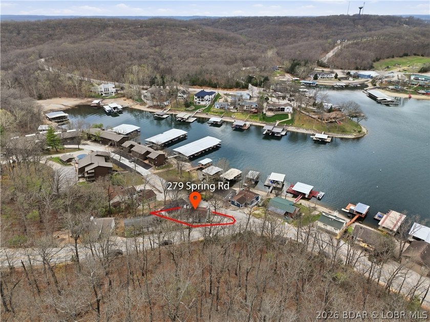 Welcome to your ideal Lake of the Ozarks retreat located in the - photo 28
