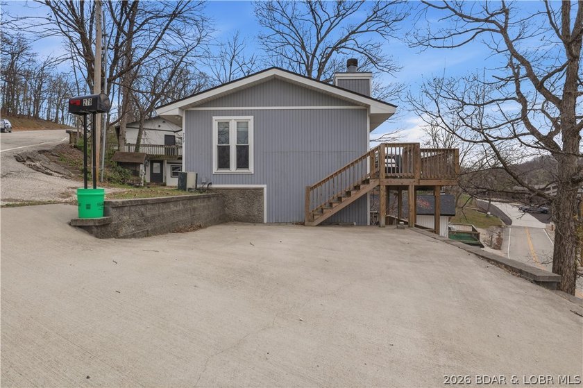 Welcome to your ideal Lake of the Ozarks retreat located in the - photo 36
