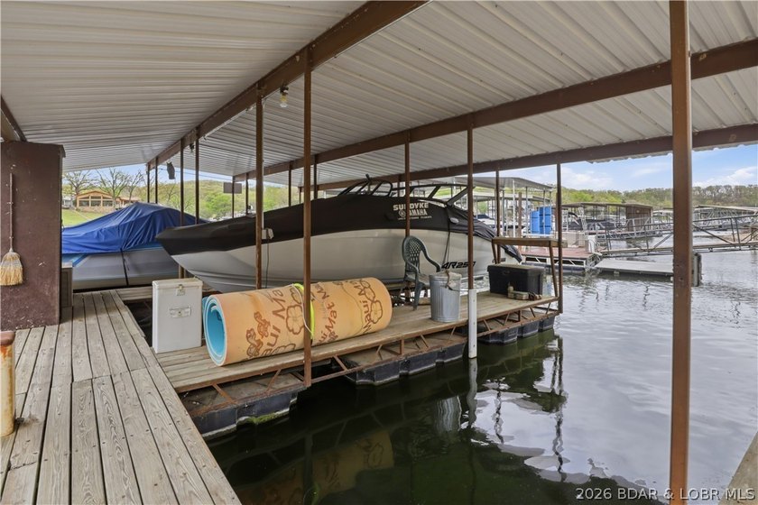 Welcome to your ideal Lake of the Ozarks retreat located in the - photo 38