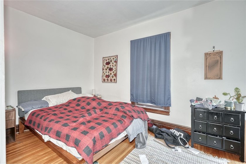 Welcome to 485 Meigs Street (14607)! This classic two-family - photo 40