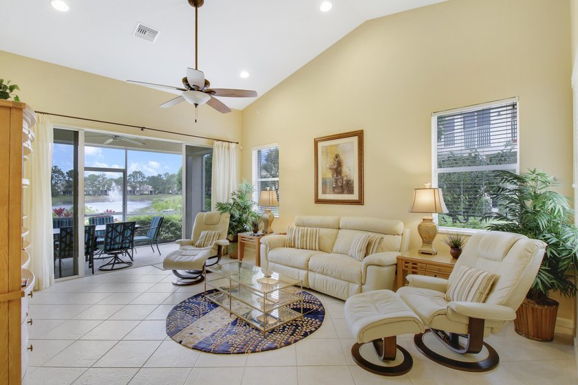WONDERFUL OPPORTUNITY IN CASTLE PINES - PGA VILLAGE! Spacious - photo 15