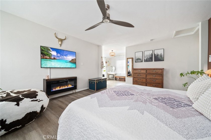 1361 Prospect - photo 12