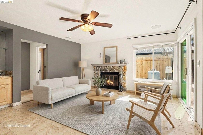 The best deal in Discovery Bay with a pool, owned solar, and a - photo 22