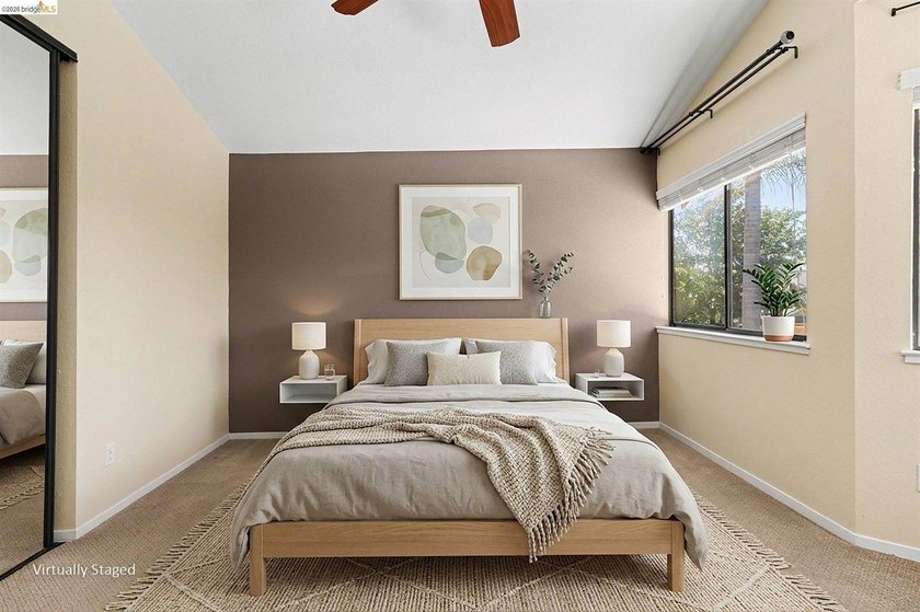 The best deal in Discovery Bay with a pool, owned solar, and a - photo 26