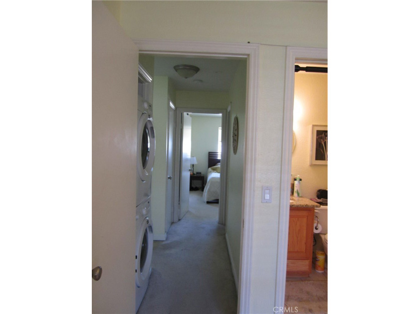 Located in the heart of Long Beach's vibrant Zaferia - photo 8