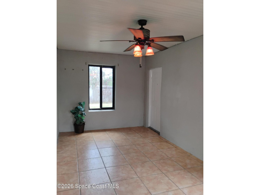 Great floor plan for this 3 bedroom, 2 bath home, metal roof - photo 13