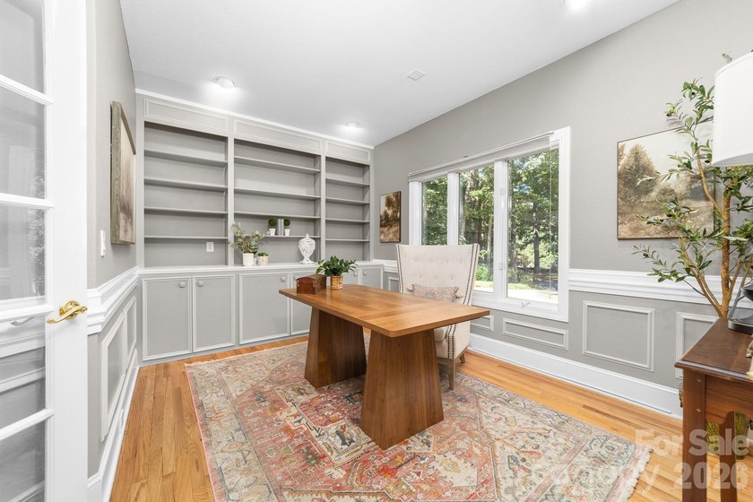 Beautifully updated 5BR/4.5BA home in desirable Shelby - photo 22