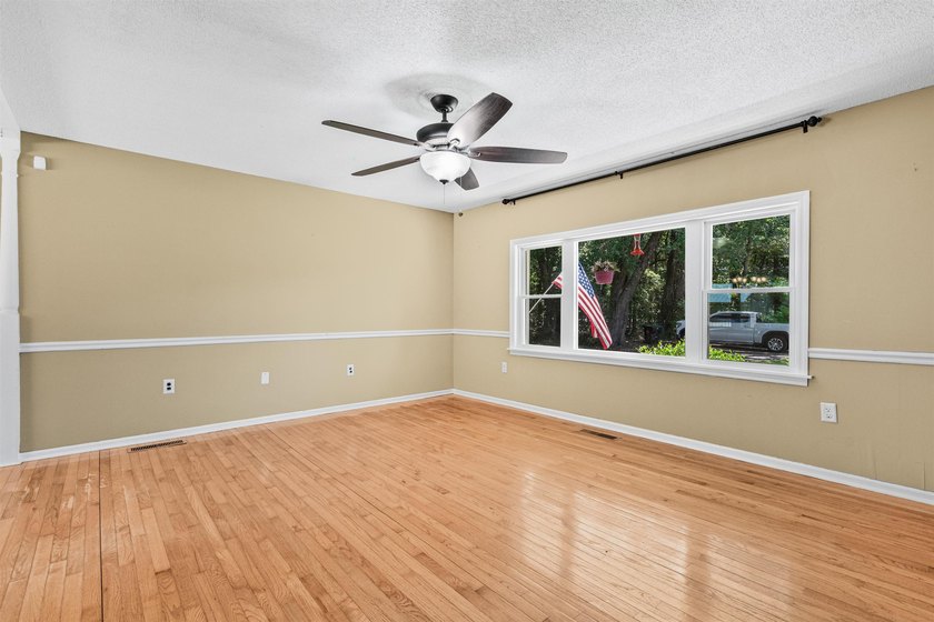 Welcome to this spacious 4-bedroom home offering over 2000 - photo 11