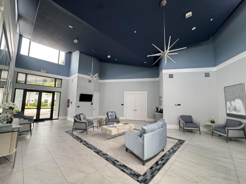 Enjoy penthouse living in the desirable gated section of - photo 11