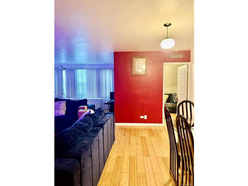 Welcome to this very spacious 3-bedroom co-op apartment located - photo 12