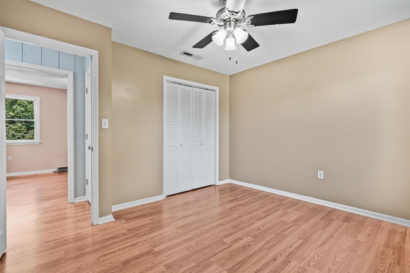 Welcome to this spacious 4-bedroom home offering over 2000 - photo 28