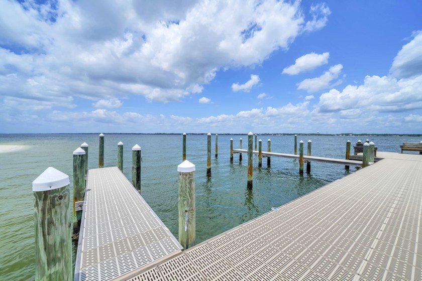 This must be living in PARADISE... welcome to PARADISE POINT on - photo 44