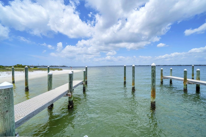This must be living in PARADISE... welcome to PARADISE POINT on - photo 45
