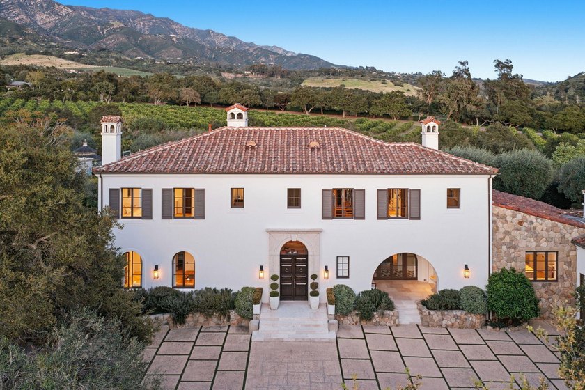 Set against a dramatic mountain backdrop in coveted Montecito - photo 2