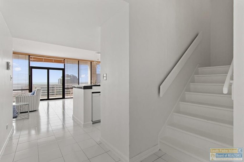 Beautifully updated townhome-style condo with stunning views of - photo 12