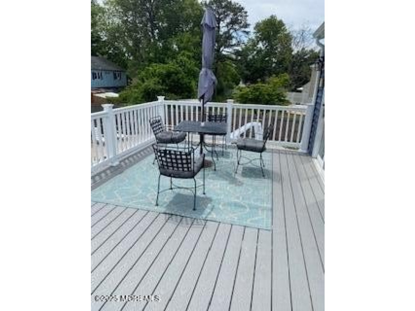 Home has all newer stainless steal appliances, granite counter - photo 11