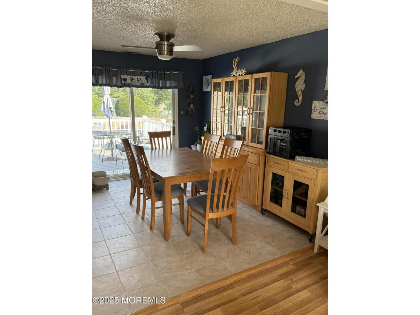 Home has all newer stainless steal appliances, granite counter - photo 27