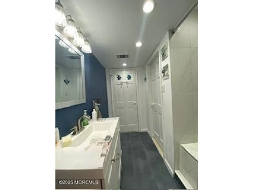 Home has all newer stainless steal appliances, granite counter - photo 28