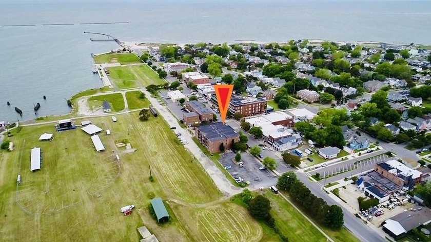 NEW BUSINESS OPPORTUNITY IN THE HEART OF CAPE CHARLES. Offering - photo 4