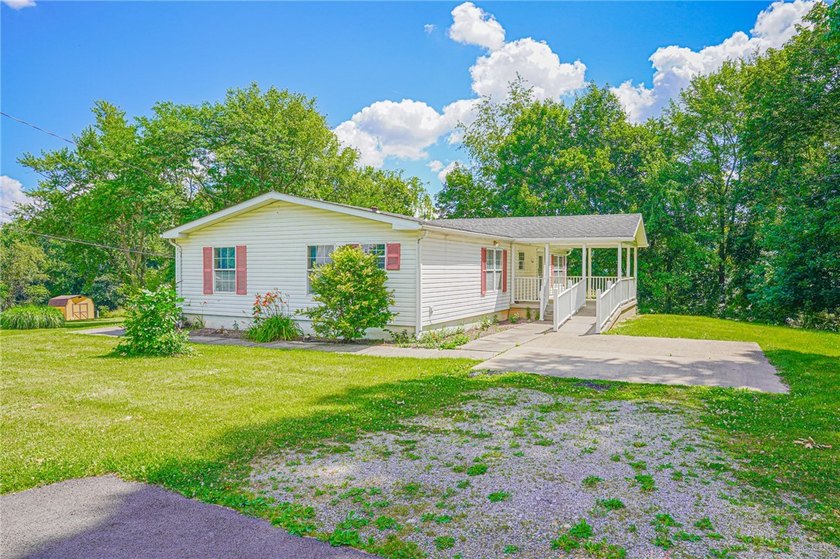 This SPACIOUS 3-bedroom, 2-bath ranch home sits on a corner lot - photo 9
