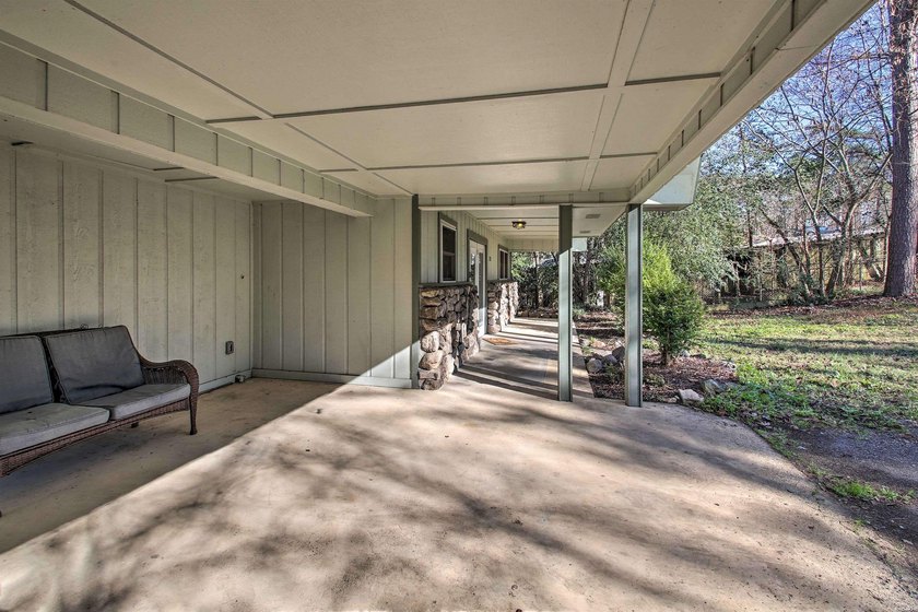 An exceptional opportunity on prestigious Lookout Point off Hwy - photo 11