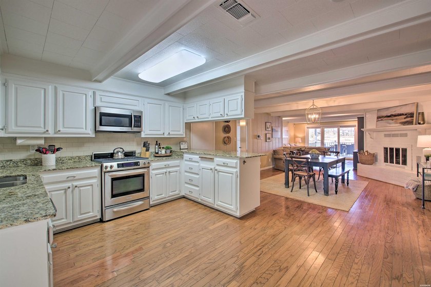 An exceptional opportunity on prestigious Lookout Point off Hwy - photo 12