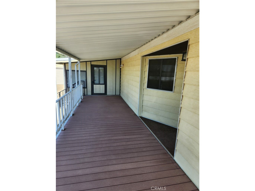 Beautiful home located in the peaceful and desirable - photo 10