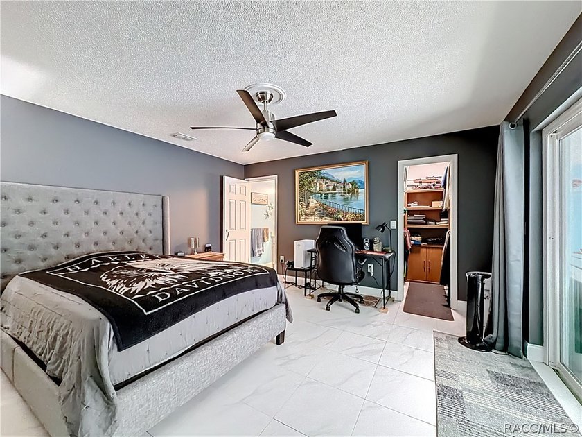 This updated 2-bedroom, 2-bathroom home at 11 Sweetgum Court - photo 24
