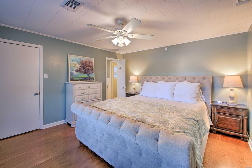 An exceptional opportunity on prestigious Lookout Point off Hwy - photo 30