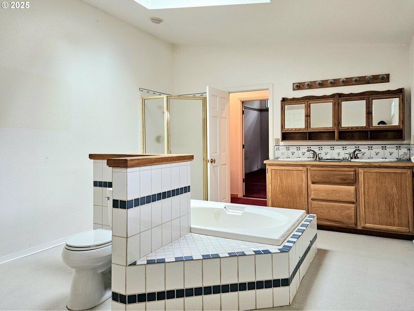 An In-Town Oasis - Space, Character &amp; Natural Beauty. Tucked - photo 28