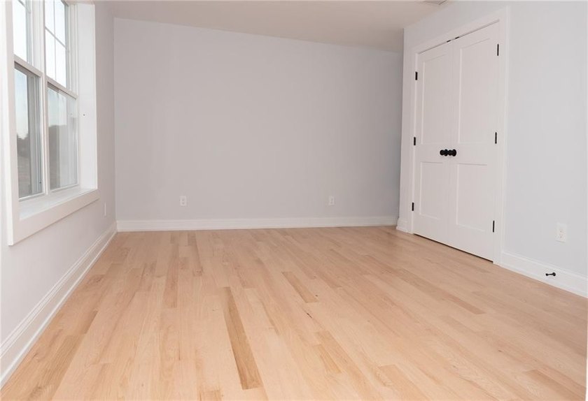 5 Recess Lane is COMPLETE, BACK ON THE MARKET and ready for its - photo 18
