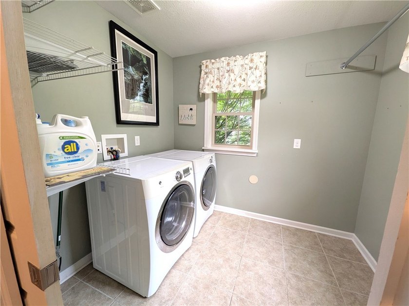 Welcome to this spacious and thoughtfully designed home that - photo 24
