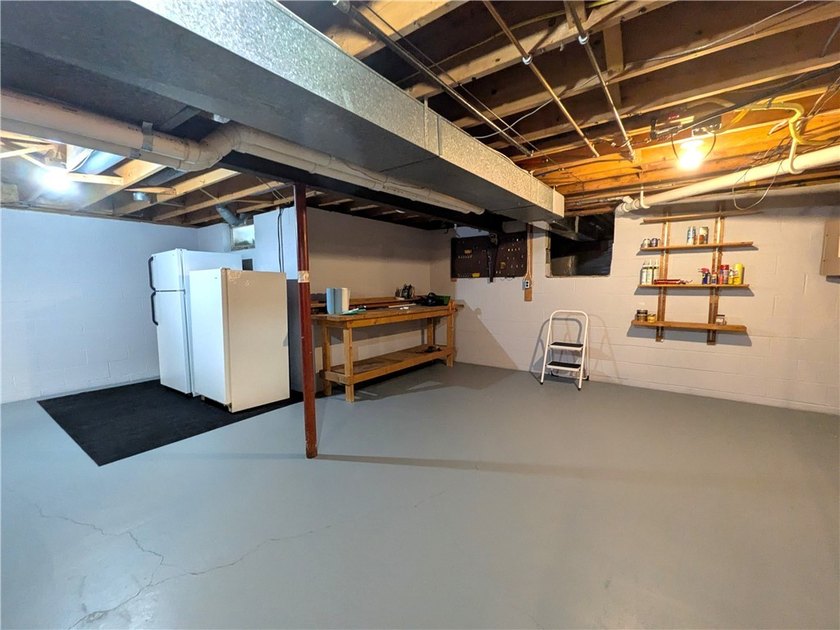 Welcome to this spacious and thoughtfully designed home that - photo 45