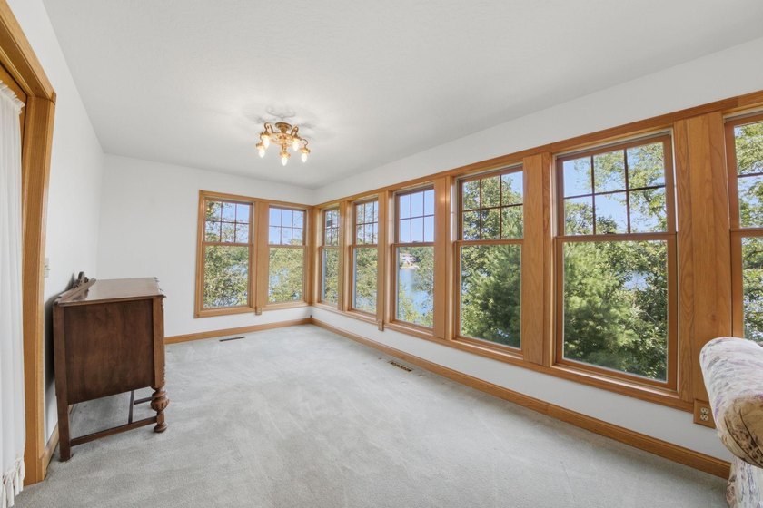 A rare find in a great location. Private secluded two acre lot - photo 21
