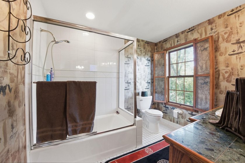 A rare find in a great location. Private secluded two acre lot - photo 23