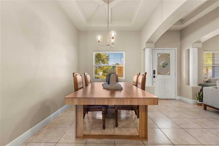 **Huge Price Improvement* Don't Let This One Pass You By!** - photo 11