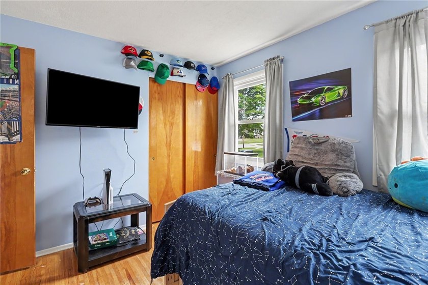 Imagine coming home to peaceful wooded views, no rear neighbors - photo 15