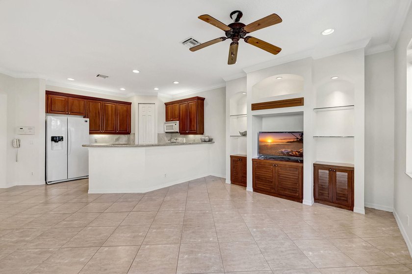 Best Oceanside Buy On Hutchinson Island! Huge light-filled - photo 20