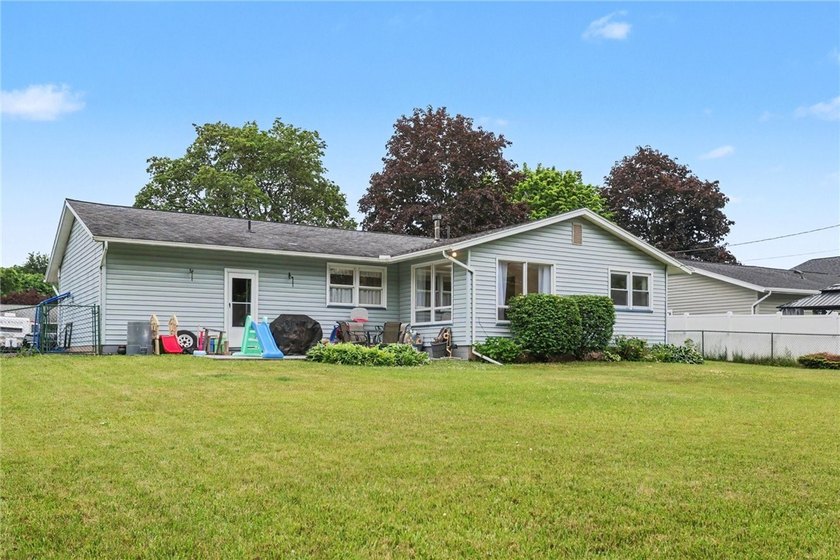 Imagine coming home to peaceful wooded views, no rear neighbors - photo 25