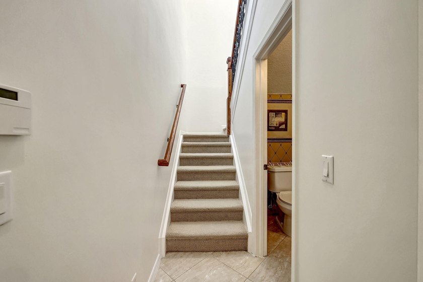 Best Oceanside Buy On Hutchinson Island! Huge light-filled - photo 26