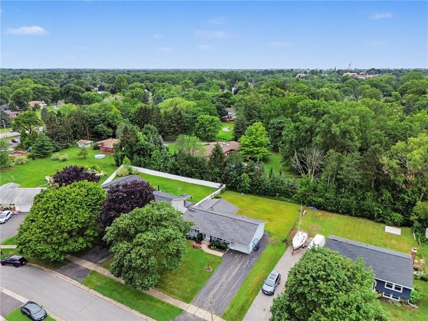 Imagine coming home to peaceful wooded views, no rear neighbors - photo 31