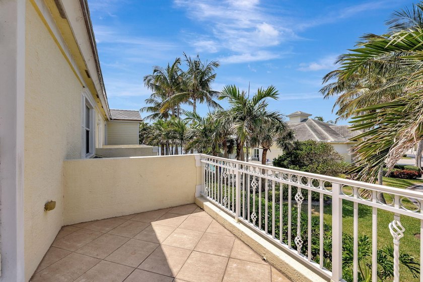 Best Oceanside Buy On Hutchinson Island! Huge light-filled - photo 39