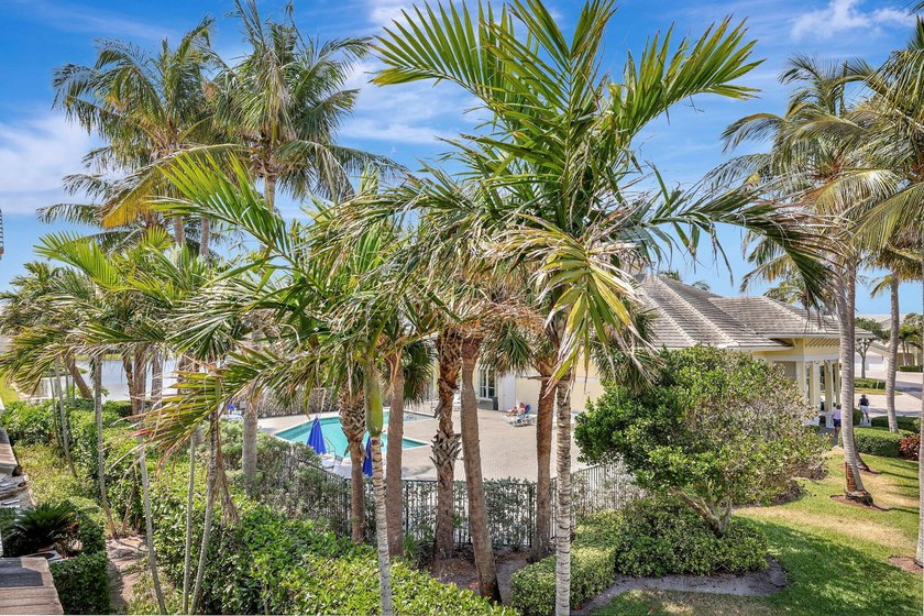 Best Oceanside Buy On Hutchinson Island! Huge light-filled - photo 40